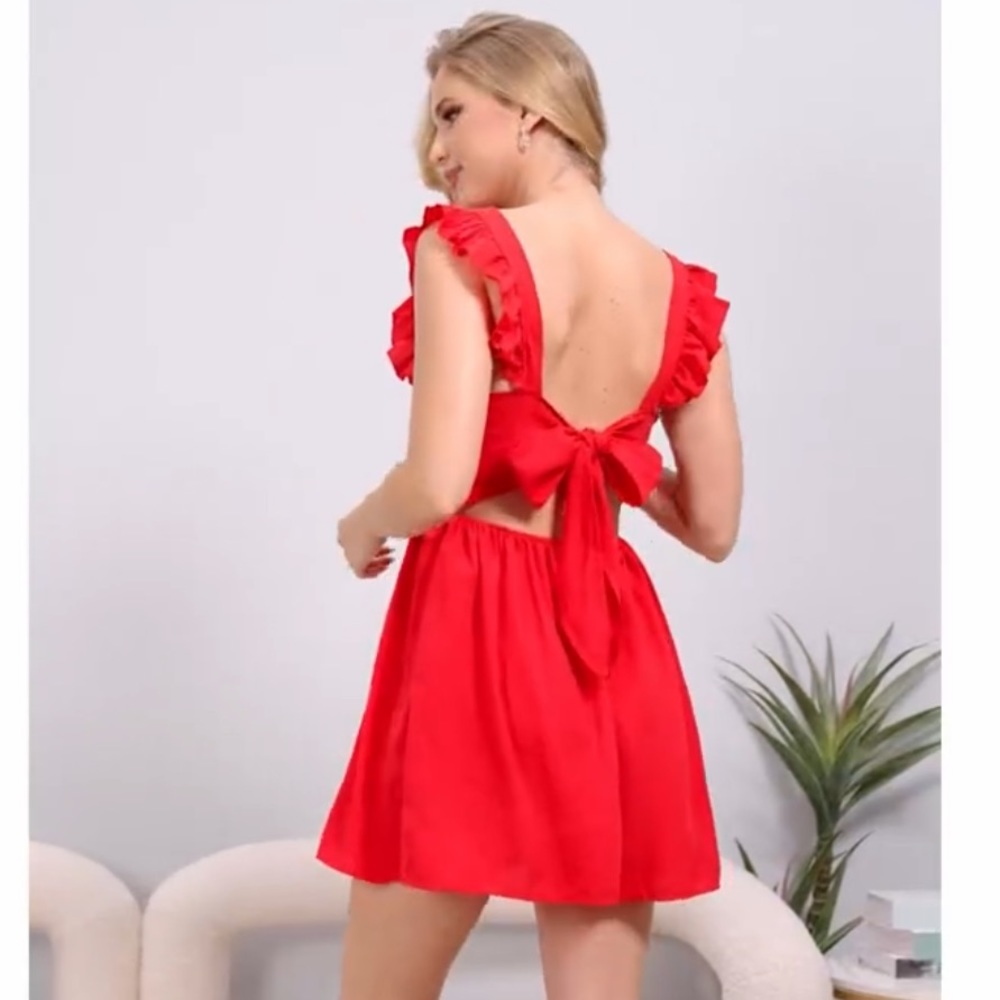 Women's Cute Tie Back Ruffle Dress NWOT